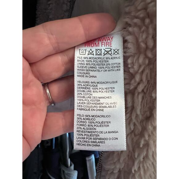 Urban Outfitters Teddy Bear Jacket, Size M, Tan / Light Brown Colored, NWOT - Picture 9 of 9